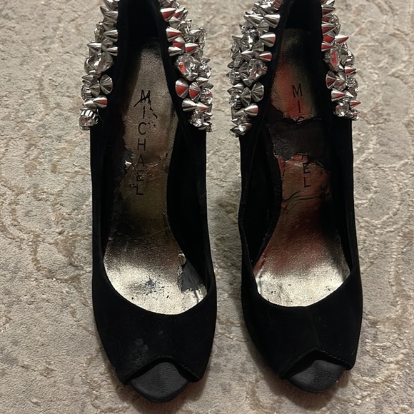 Haven’t wore them in a long time. - Picture 2 of 6